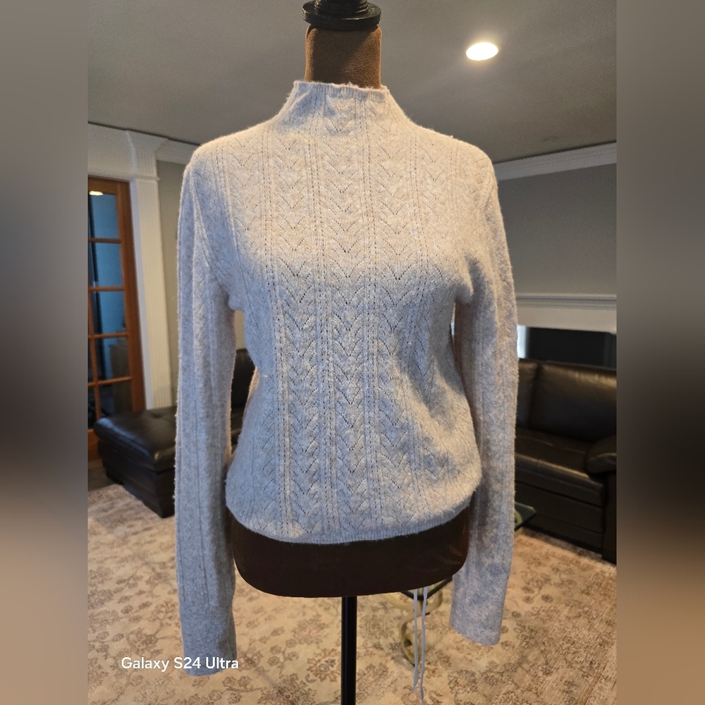 Jessica Simpson Cream Turtleneck Sweater